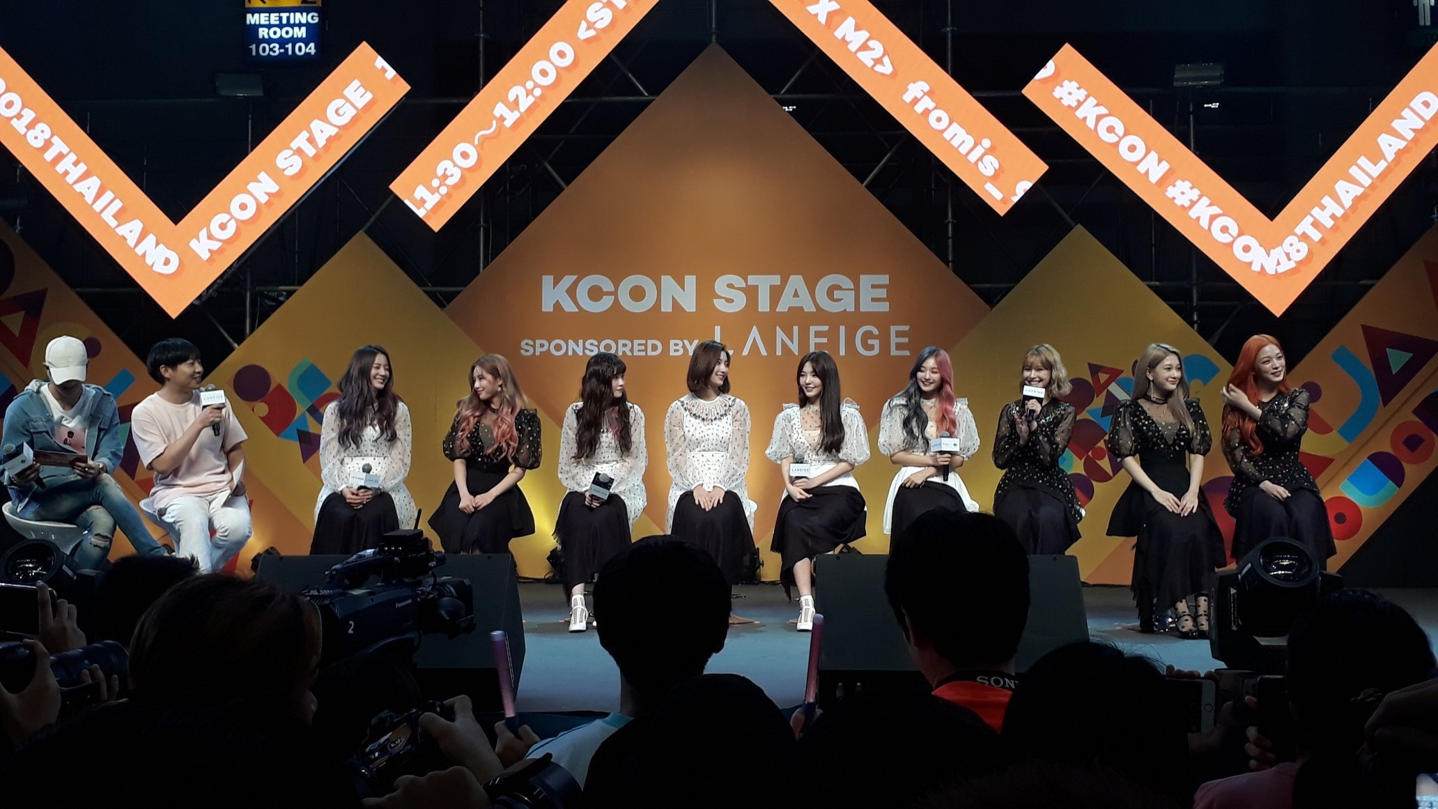 프로미스나인 태국 k콘사진 | 인스티즈