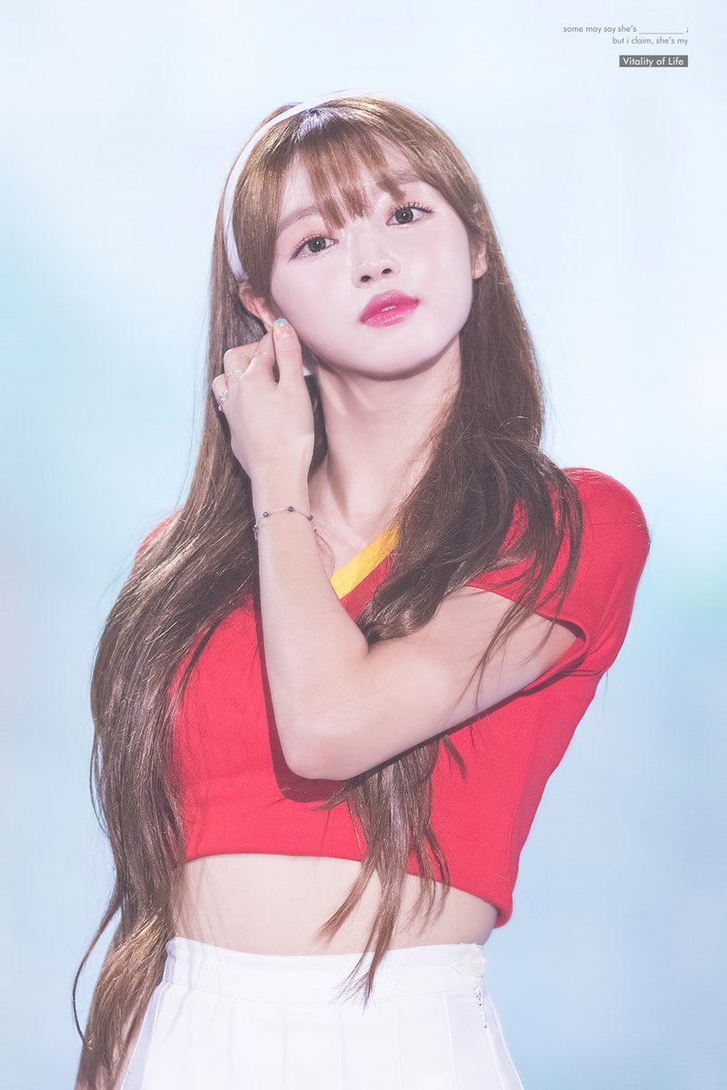 ​나날이 이뻐지는 오마이걸 유아.jpg(이쁨주의) | 인스티즈