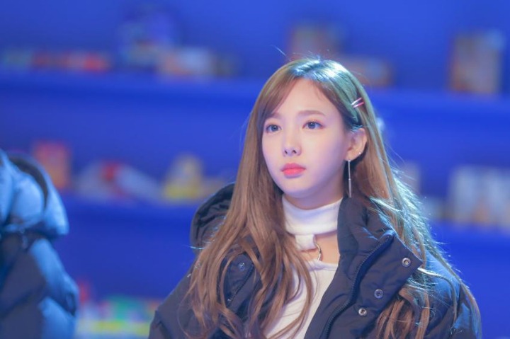 트와이스 하트셰이커 뮤비촬영장 사진 난사하는 네이버 스타캐스트 | 인스티즈