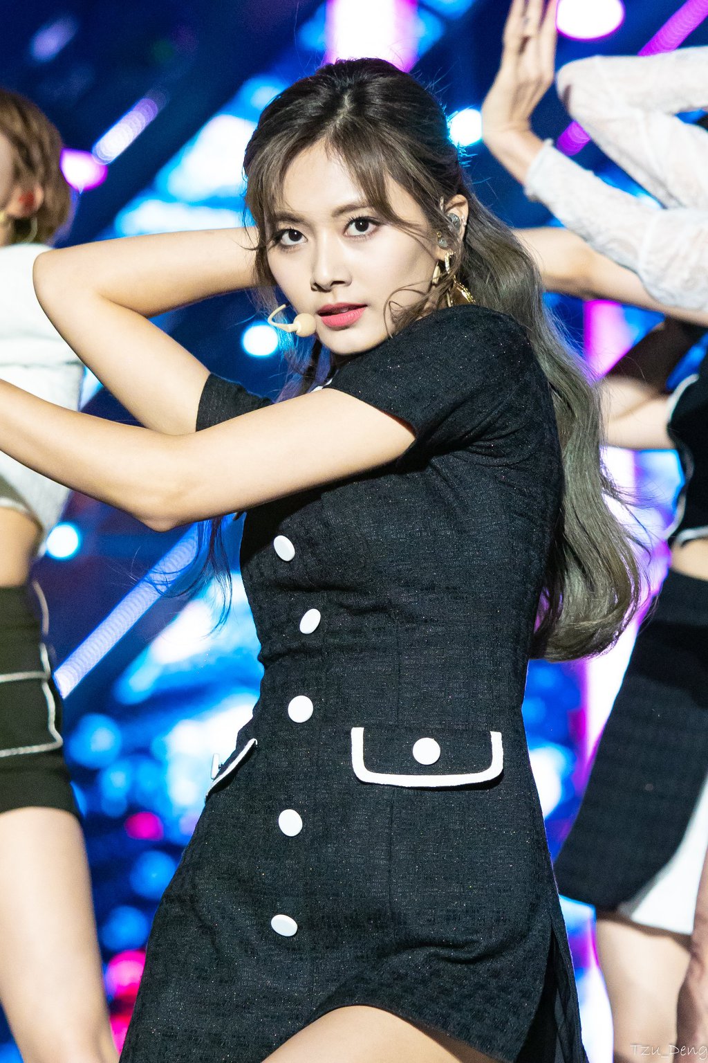 머리묶은 쯔위.jpgif | 인스티즈