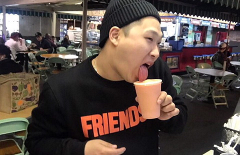 갓건배: 윙? 머..윙스윙? 강남 옥타곤 다니는애.. 좀 안타깝더라..-_-^ (옥키남 주의) | 인스티즈