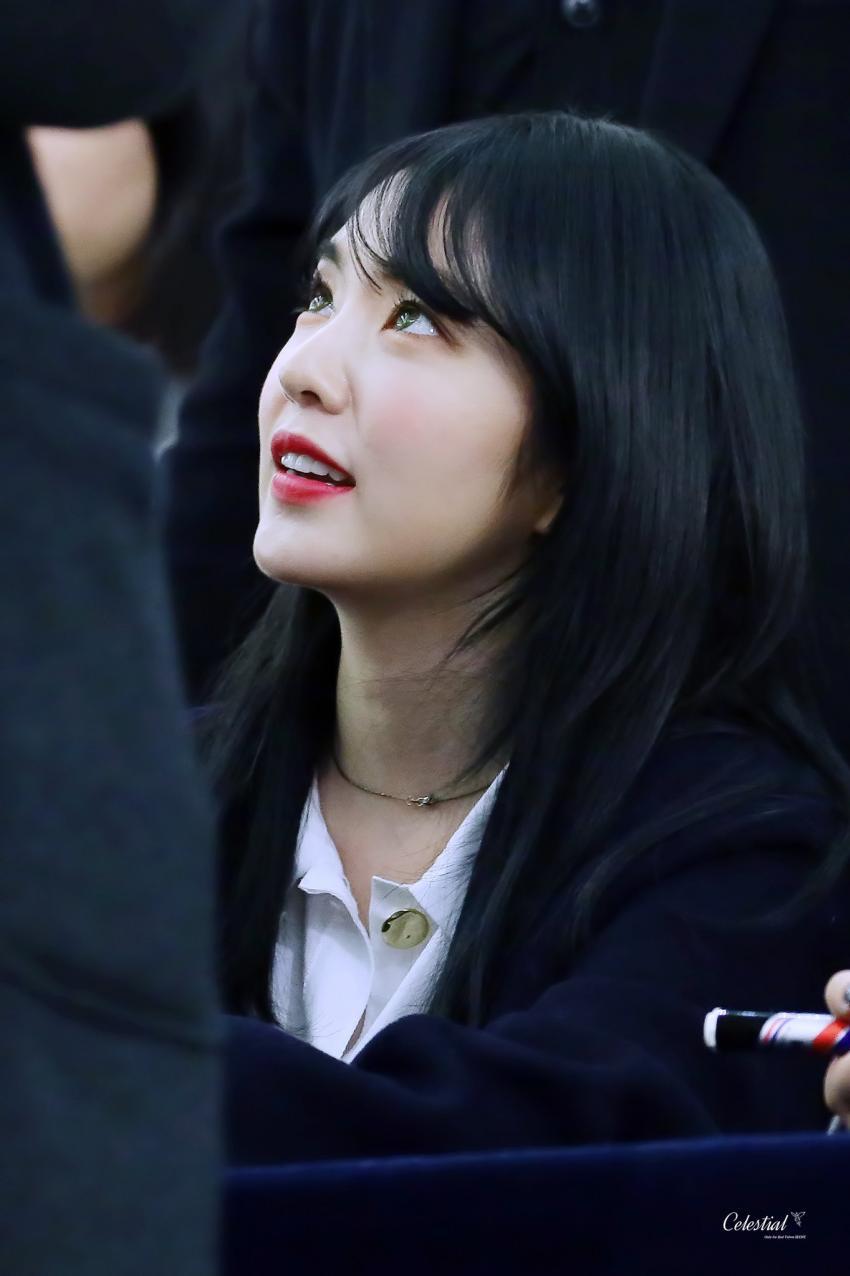 레드벨벳 아이린의 클라스 옆모습.jpg | 인스티즈