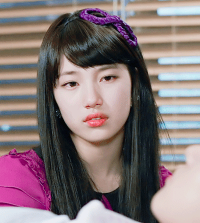 충재와 나래 사이에 기안을 보고 한소리하는 전현무 | 인스티즈