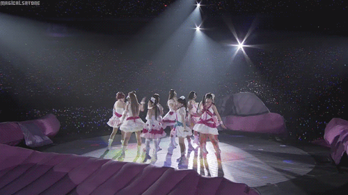 변신하는 의상들.gif | 인스티즈