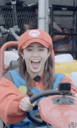카드라이더 하는 프로미스나인.gif | 인스티즈