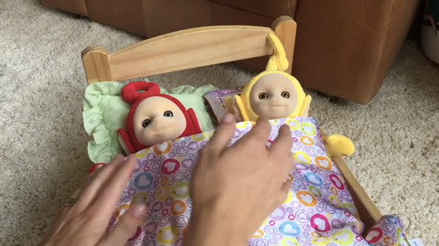 텔레토비 장난감을 소개해주고 노는 유투버(feat. 고양이) | 인스티즈