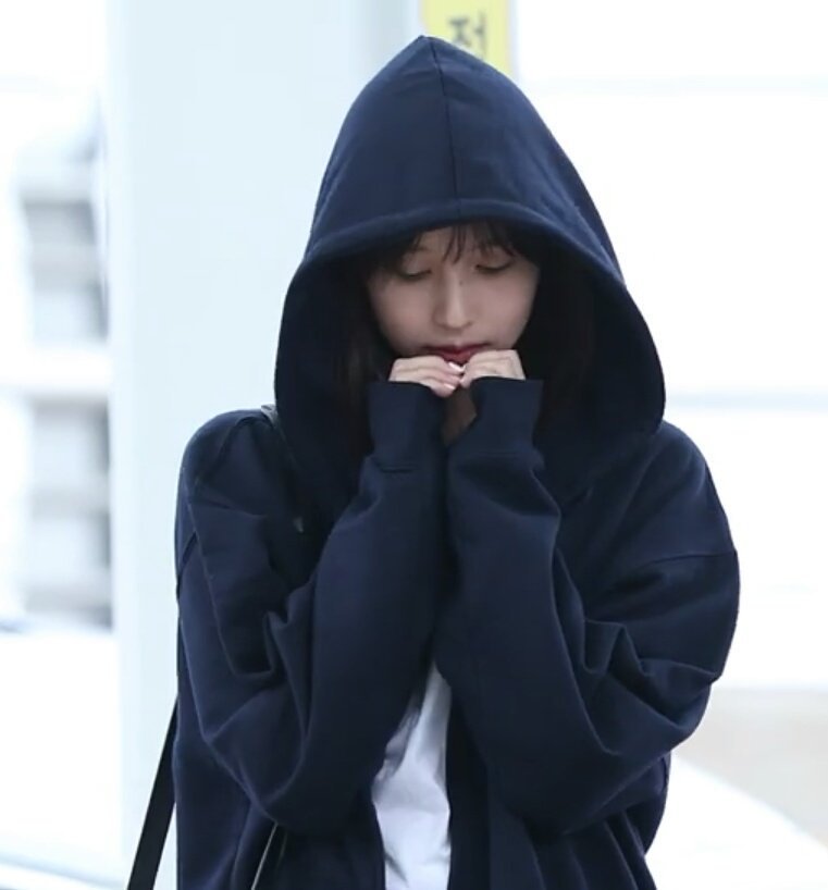 입가리고 웃는데 설레이게 되는 묘이 미나.gif | 인스티즈