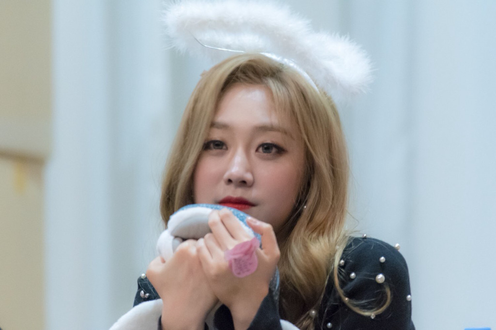 [러블리즈] 연휴기간에도 업로드를 이어나갈 생각이라서 지수 | 인스티즈