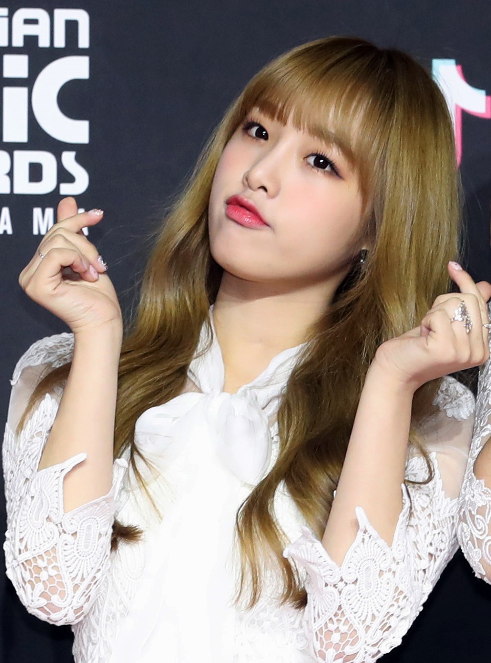 아이즈원 2018 MAMA 레드카펫 | 인스티즈