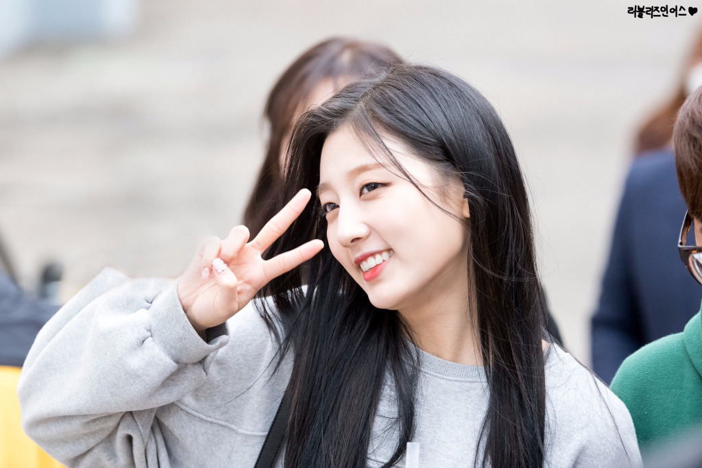 [러블리즈] 이틀동안 푹 쉬었으니 다시 업로드를 시작할까해서 예인이 | 인스티즈