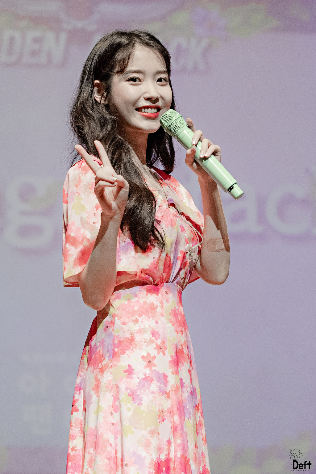 [IUTV] 장만월에게 물어봐! &amp; 이지은에게 물어봐! + 엉망진창 아이유 11주년 파티 + 이지금 콘서트 못가는 지은이 | 인스티즈