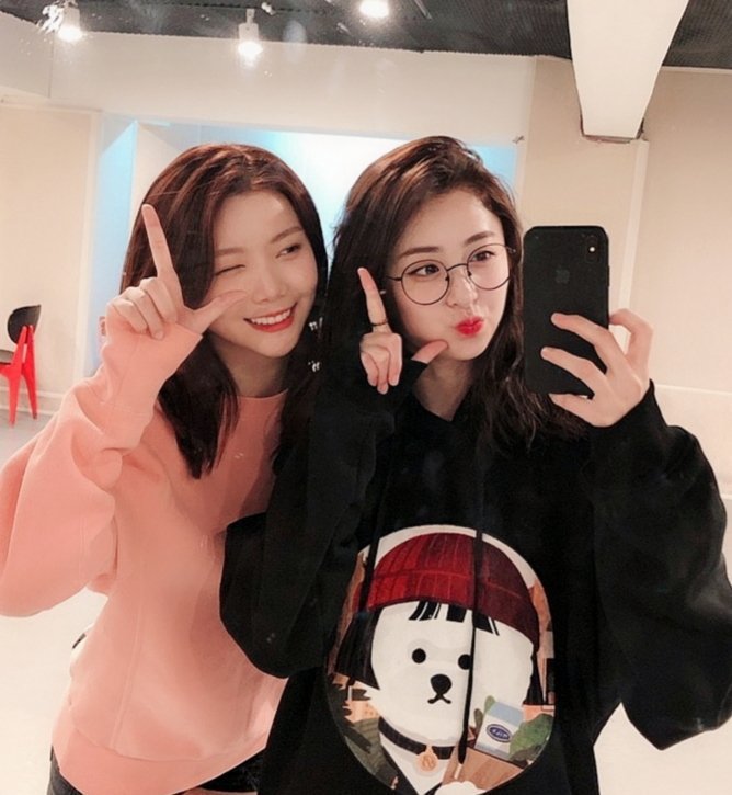 오늘자 이가은 허윤진.jpg | 인스티즈