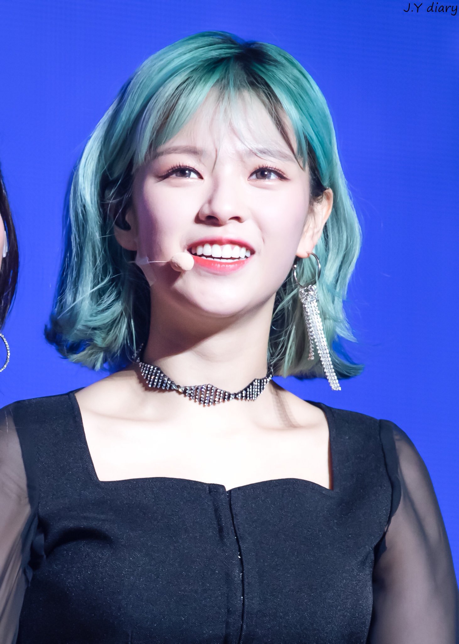 민트색이 잘어울리는 민트정연이.jpg | 인스티즈