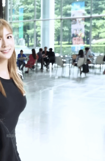 아디다스 원피스 입은 오하영.gif | 인스티즈