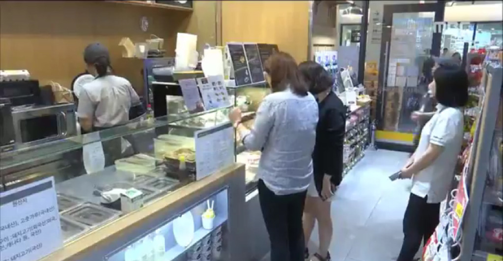 급기야 즉석에서 요리까지 해주는 편의점 도시락의 진화.jpg | 인스티즈