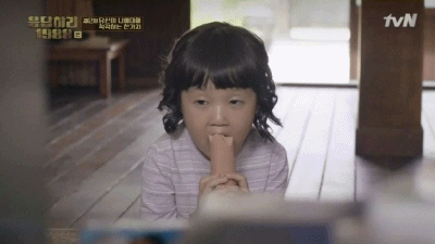 [응답하라1988] 응팔의 핵귀요미 담당 진주 - 02.gif | 인스티즈